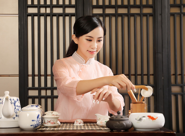 经常去武汉江夏靠谱男士会馆，这家私藏已久的店推荐给你